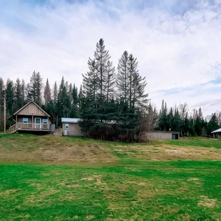 North Maine Cabin 1 • WiFi • Trails • All-Season