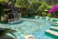 La Fortuna Lodge by Treebu Hotels - spa