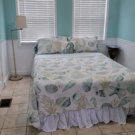 Fish Haven-Deep Water-Dock-Best Views-Peaceful-Linens Furnishe