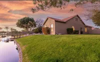 Waterfront in Ocotillo, 4Br, 2BA, Heated Pool - Private Pool
