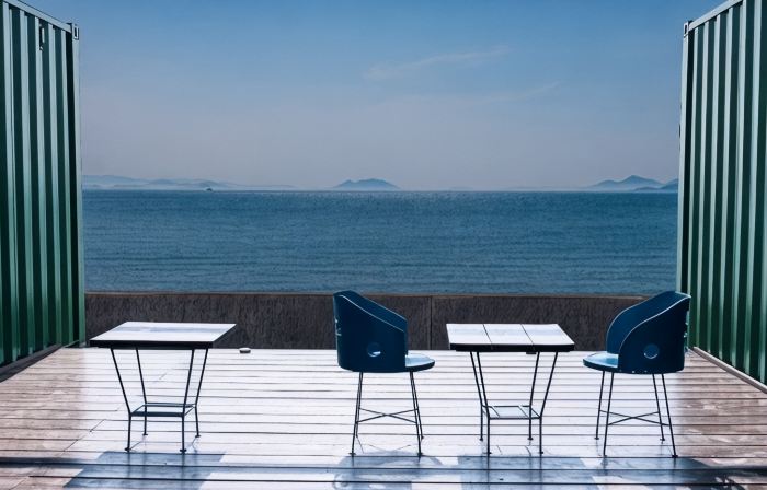 SUNSET SHODOSHIMA –CONTAINER HOTEL–