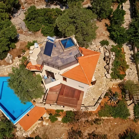 Alonissos Poikilma Villas - Luxury Villas in Alonissos in Nature with Private Pools