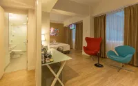 Idoop Hotel by Prasanthi