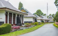 Brastagi Cottage
