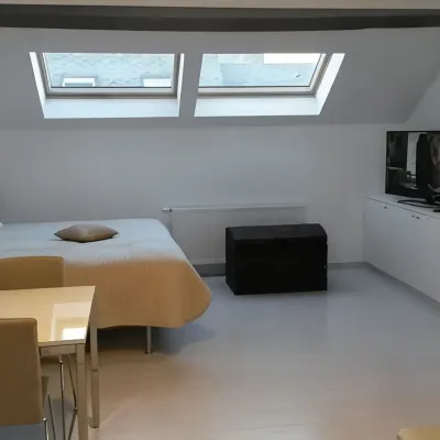 Aparthotel Midi Residence Hotels near Midi District