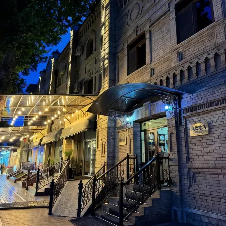 STARAYA ARBA HOTEL