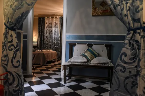 Thaam - Guest houses