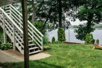 Lake-Front Lodging- Fisherman's Cove at the Blue Heron Retreat