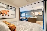 The Fox Den in Downtown Bozeman with Mountain Views, Large Private Deck