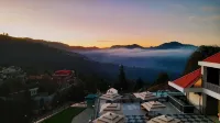 Marigold Sarovar Portico Shimla - con vista montagne
