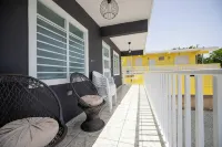 R&V Combate Beach House for 12 with Private Pool