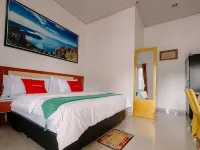 Noah Hotel Silangit Hotel di Silando