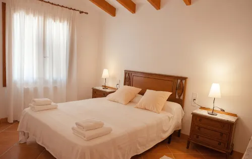 SINGLE FAMILY HOUSE ISOLATED WITH POOL, RURAL HOUSE IN A LAND OF 35. 000M2 - 2-Star