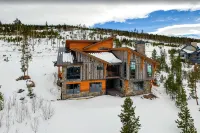 Colorado's Coolest Ski In/Out Home - World Class Mtn. Biking, Hiking & Fishing - 4-Star