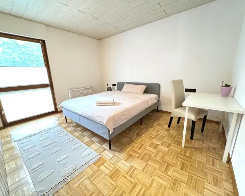 H&H Home-Quite and Cozy Central Apartment Near Park in Sindelfingen فنادق في زيندلفينغن