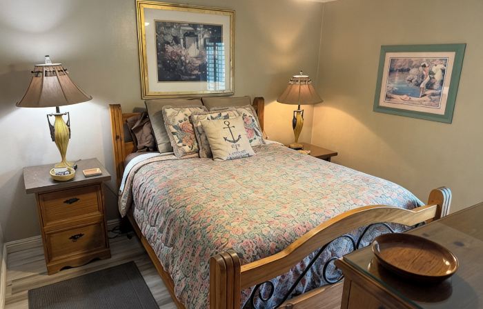 Welcoming One Bedroom Ground Floor condo with WiFi in charming Carpinteria