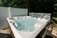 3 J's Rustic Retreat
