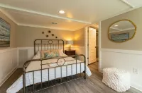 Virginia Dare Cottage-Walk 2 Manteo Waterfront