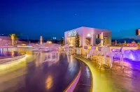 Protaras Plaza Hotel
