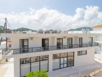 Blue Wave Suites - Ixia