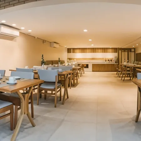Village du Lac Hotel Отели в г. Помероди