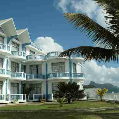 Coco Villa Hotel Exterior