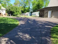 Main Street Home-Locally Owned-No Cleaning Fees-Pets Allowed Hotels in Webster