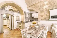 Mario Leggio 83, as at home