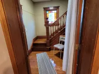 Main Street Home-Locally Owned-No Cleaning Fees-Pets Allowed Hotels in Webster