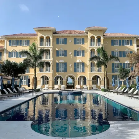 Villa Renaissance 303: Book August Now and Save 10%!
