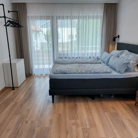 Cozy vacation apartment 'Lieblingsplatz' with pool and sauna