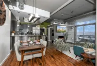 Luxury Condo in Akron Northside District. Level 2 EV Charging complimentary !!