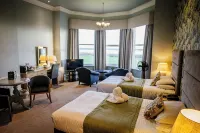 Clifton Arms Hotel - parking