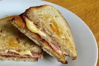 The Backyard Inn - breakfast