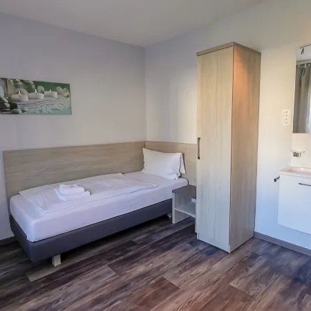 Landgasthof-Bikerhotel Arnold