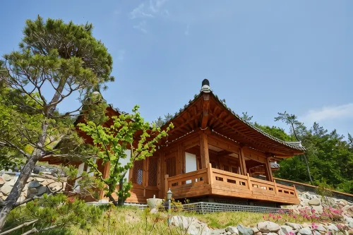 Shinan Rainbow Hanok Pension - 3-نجوم