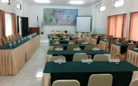 Hotel Puncak Village