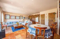 Saint-Tropez, Place des Lices - Homestays