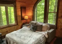 Tanzanite-- The "GEM" with a Hot Tub & WiFi!! - 4성급
