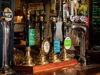 The Castle Hotel - Bares