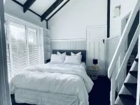 Experience Heritage, Live Modern Hotels in Upper Hutt City