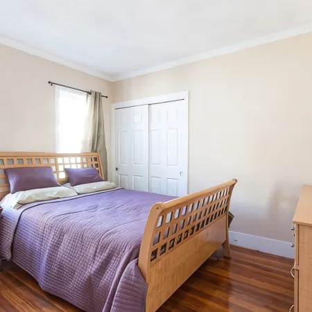 Nice 3 Bedroom Home Perfect for Access to Central Boston and Cambridge