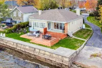 Modern Lake House with Spa on Champlain Lake, Venise-en-Québec - Villas