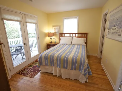 Handicap Friendly Pets Allowed Beach House - Ocean Across the Street with Elevator! - 무료 와이파이
