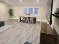 Downtown Marblehead 2brm/1.5bath w/ deck