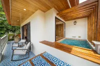 Villa Corina 5 Bedroom Ocean View Home