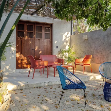 Spacious 1-floor House, Outdoor Oasis in Centro