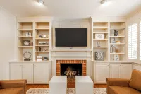 Spacious Home Great for Holidays;Sleeps 20;Hot Tub; Gym; Pool; Game Room; - 4-Star