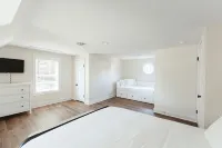 Renovated 3BR home across from Williamsburg Winery with great outdoor space! - 4-Star
