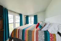 Small but cozy apartment style lakefront home on Buchanan Dam with great views! - 3-Star